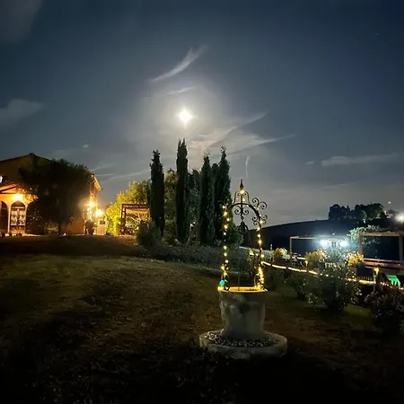 Casale Del Sole Couette-café Castellina Marittima